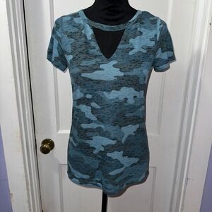 Rock & Republic Blue Camouflage Short Sleeve Tee